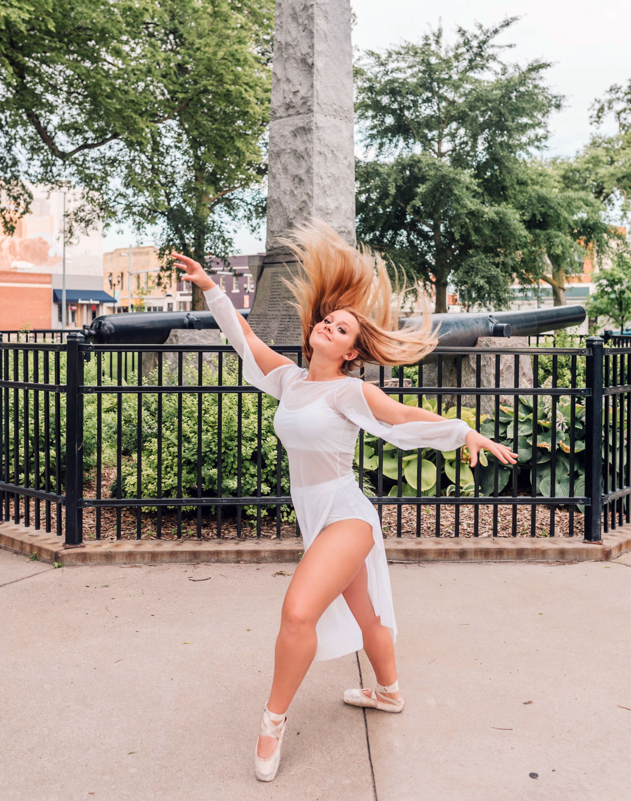 Eden Broberg dance